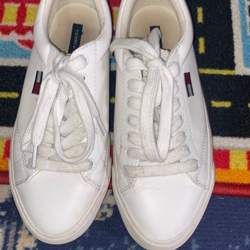 Tommy Hilfiger women’s tennis shoes
